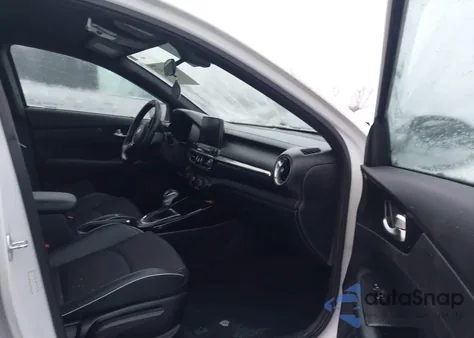 2020 Kia Forte Gt-Line z USA, uszkodzony, nr VIN 3KPF34AD4LE154815